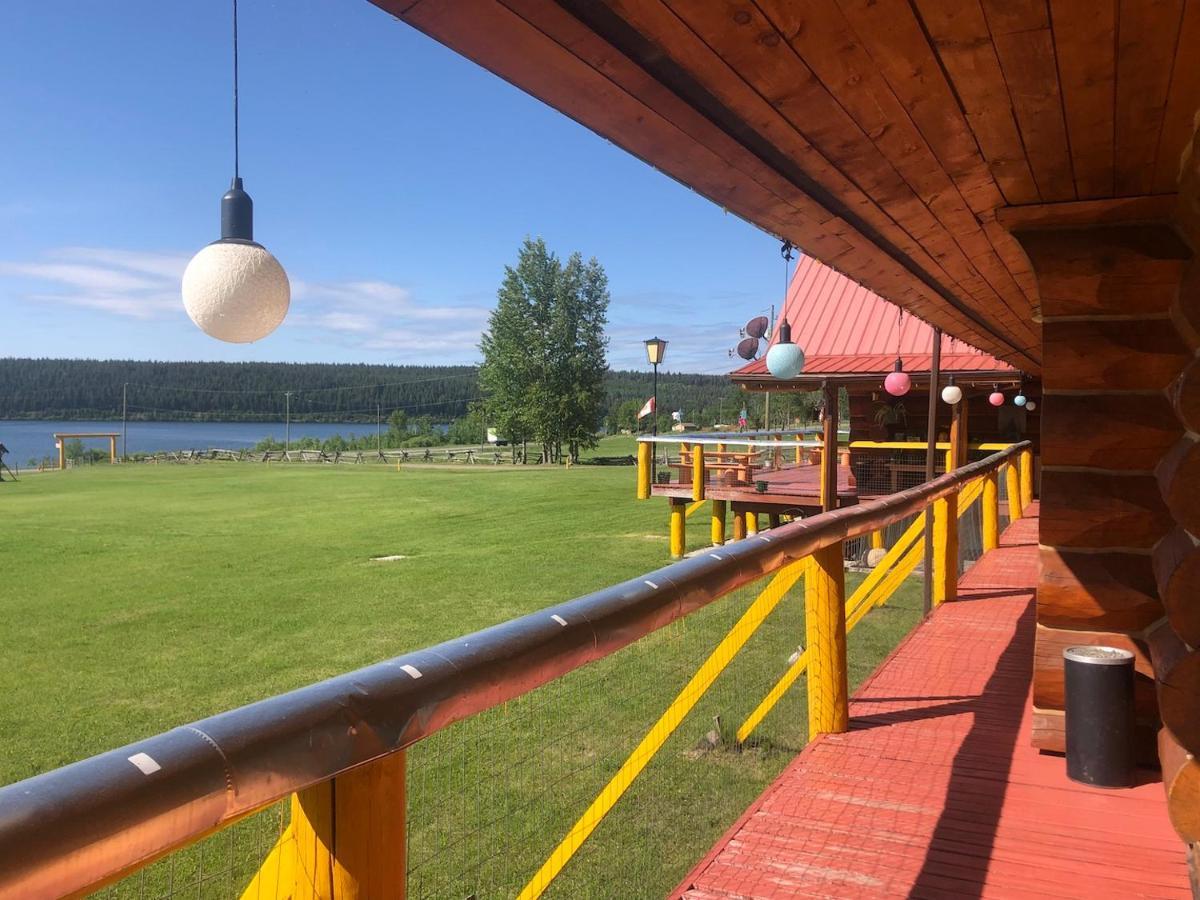 Cariboo Log Guest House Lac La Hache Exteriér fotografie