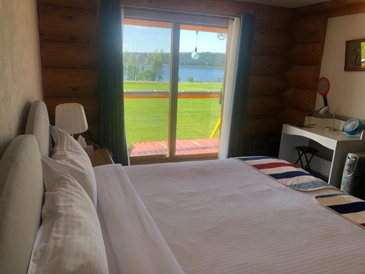 Cariboo Log Guest House Lac La Hache Exteriér fotografie
