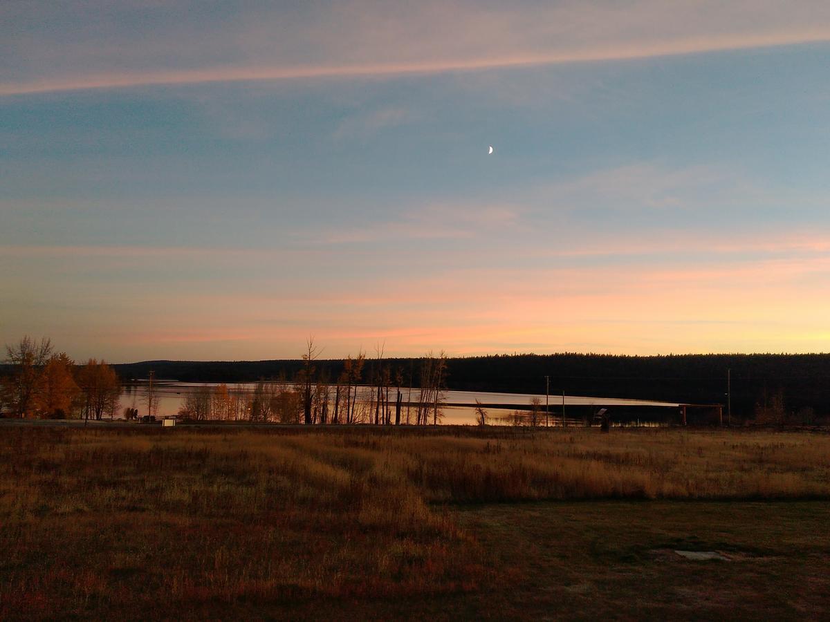 Cariboo Log Guest House Lac La Hache Exteriér fotografie